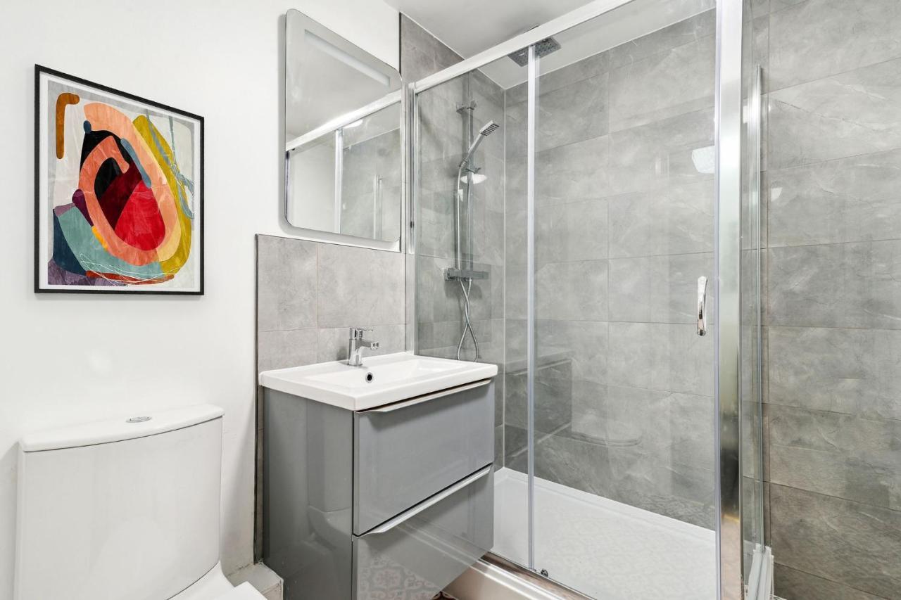 Docklands Cozy View Apartment London Luaran gambar